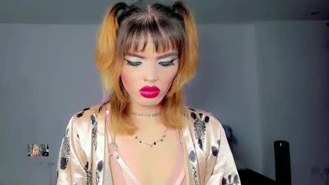 Femboy Exotic online show from September 2025 03:41:01 AM