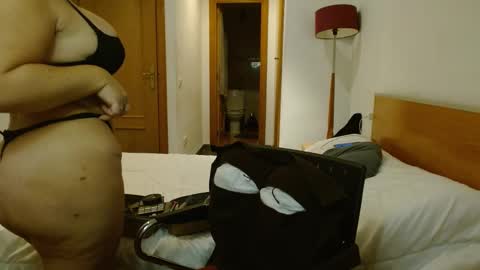 thiagoeva online show from December 2024 08:39:02 AM