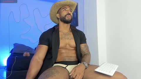 Snapshot of xtipp3r chatting on October 2025 01:12:01 PM Stipp3r online show from October 2025 01:12:01 PM