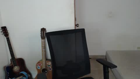 Snapshot of xtranherr chatting on November 2025 03:07:01 AM xtranherr online show from November 2025 03:07:01 AM