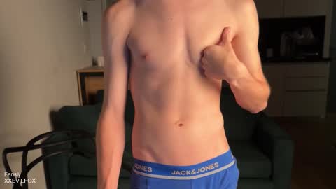 Snapshot of xxevilfox chatting on March 2026 08:37:02 AM Fox online show from March 2026 08:37:02 AM