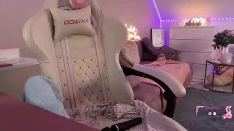 xxfairyxgiiirlxx online show from February 2026 12:54:02 PM