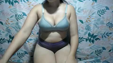 Snapshot of xxhott_ chatting on November 2025 12:39:02 PM xxhott_ online show from November 2025 12:39:02 PM