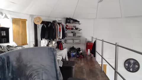 Ivan online show from December 2024 07:17:02 PM