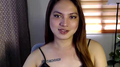 Snapshot of xxjulielovesyouxx chatting on January 2025 02:48:01 AM July online show from January 2025 02:48:01 AM