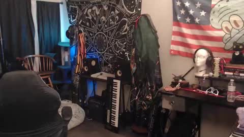 Lilith online show from December 2025 04:11:02 AM