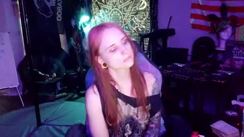 Snapshot of xxlilithmoonxx chatting on May 2026 01:54:02 AM Lilith online show from May 2026 01:54:02 AM