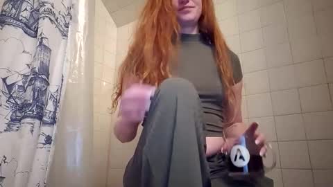 Snapshot of xxmariebliss chatting on November 2025 12:50:02 PM xxmariebliss online show from November 2025 12:50:02 PM