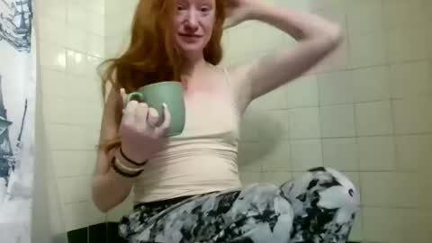 Snapshot of xxmariebliss chatting on November 2025 01:26:02 PM xxmariebliss online show from November 2025 01:26:02 PM