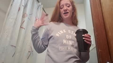 Snapshot of xxmariebliss chatting on December 2025 03:46:02 AM xxmariebliss online show from December 2025 03:46:02 AM