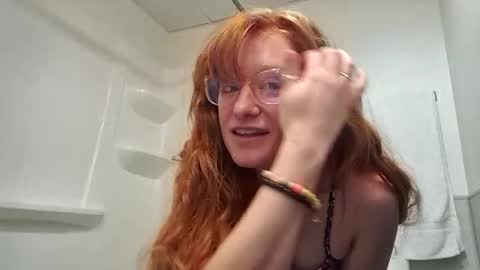 Snapshot of xxmariebliss chatting on January 2026 06:55:01 PM xxmariebliss online show from January 2026 06:55:01 PM