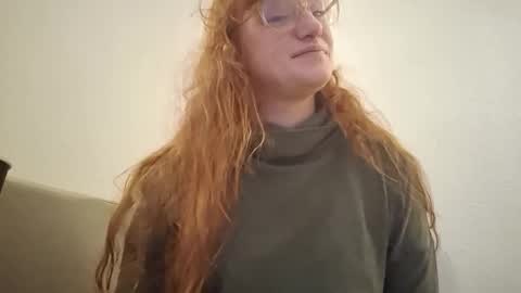 Snapshot of xxmariebliss chatting on February 2026 03:02:01 PM xxmariebliss online show from February 2026 03:02:01 PM