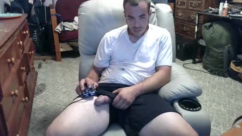 xxScubaStevexx online show from September 2025 05:27:01 PM