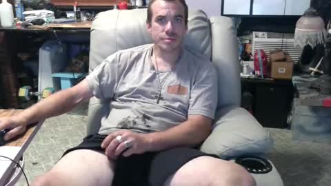 xxScubaStevexx online show from October 2025 02:45:01 AM