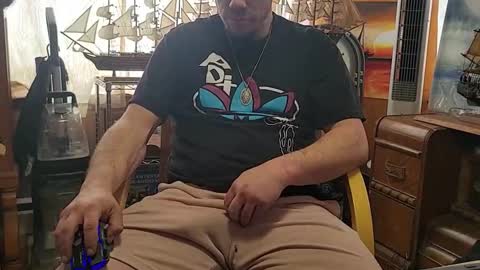 xxScubaStevexx online show from March 2026 05:05:01 PM