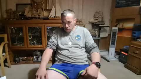 Snapshot of xxscubastevexxx chatting on April 2026 06:47:02 AM xxScubaStevexx online show from April 2026 06:47:02 AM
