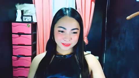 xxslutty kim online show from February 2026 02:24:01 PM