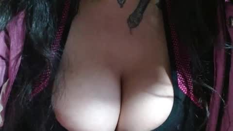 Snapshot of xxx_morena chatting on January 2025 02:14:02 PM LILI online show from January 2025 02:14:02 PM