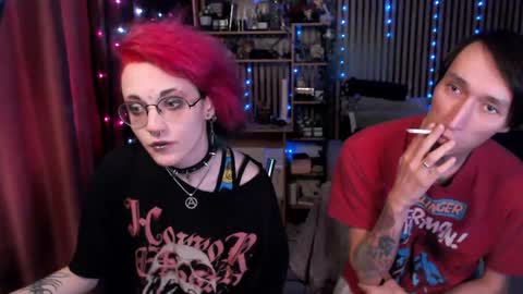 Snapshot of xxx_rays chatting on May 2026 09:27:01 AM Ray and Andy online show from May 2026 09:27:01 AM