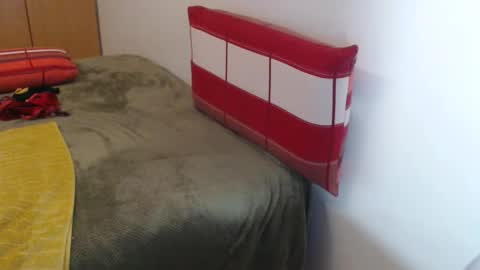 Ayanda online show from April 2026 08:09:02 PM