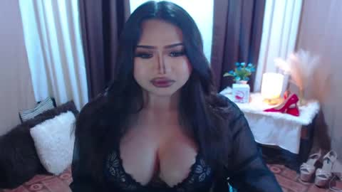 Snapshot of xxxgiganticoliviacummerxxx chatting on June 2026 06:31:01 PM OLIVIA online show from June 2026 06:31:01 PM