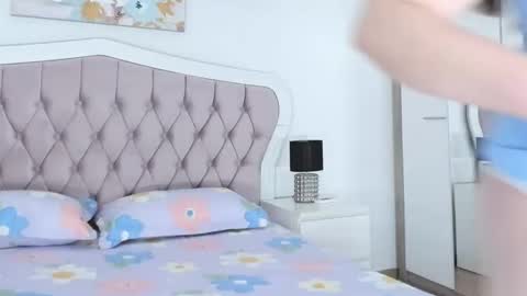 Snapshot of xxxgreatshow chatting on February 2026 04:00:01 AM Elvira online show from February 2026 04:00:01 AM