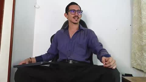 Snapshot of xxxhome_alonexxx chatting on February 2026 07:12:01 PM Kev online show from February 2026 07:12:01 PM