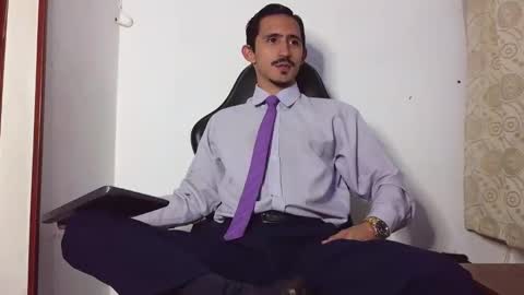 Snapshot of xxxhome_alonexxx chatting on February 2026 07:29:01 PM Kev online show from February 2026 07:29:01 PM