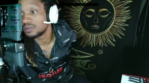 xxxjrstrokesxxx online show from February 2025 09:30:01 AM