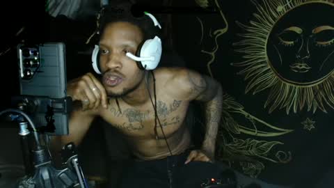 xxxjrstrokesxxx online show from February 2025 07:18:01 AM