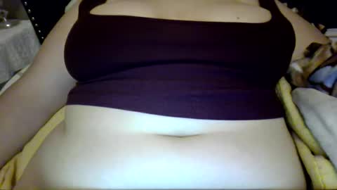 Snapshot of xxxmooui chatting on April 2026 03:01:01 AM Elle online show from April 2026 03:01:01 AM