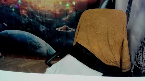 Lana online show from March 2025 03:18:01 PM