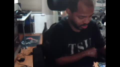 Snapshot of xxxonwheelz chatting on November 2025 06:35:02 AM xxxonwheelz online show from November 2025 06:35:02 AM