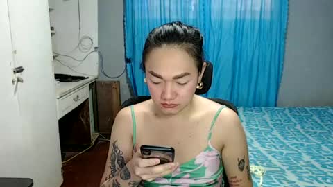 Snapshot of xxxsexydollxxx chatting on June 2026 03:11:01 AM Melissa online show from June 2026 03:11:01 AM
