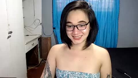 Snapshot of xxxsexydollxxx chatting on July 2026 03:04:01 AM Melissa online show from July 2026 03:04:01 AM