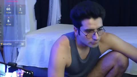 Snapshot of xxxvandersexxx chatting on April 2026 12:29:02 PM July and Fer online show from April 2026 12:29:02 PM