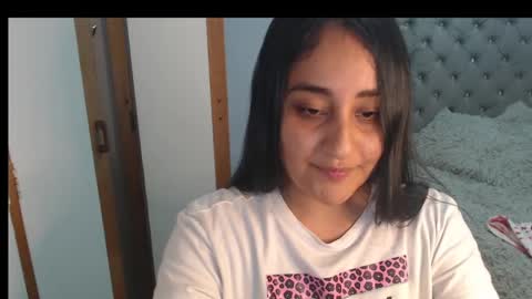 Lunhaa   online show from March 2025 02:30:02 AM