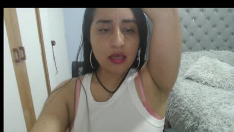 Lunhaa   online show from March 2025 01:56:02 AM