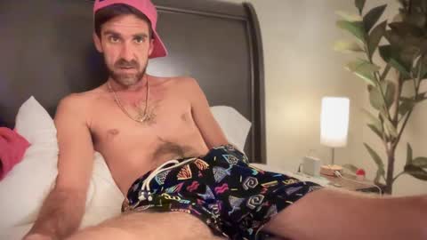 Snapshot of xxxwatchmegrow chatting on October 2025 05:48:02 AM xXxMasterxXx online show from October 2025 05:48:02 AM