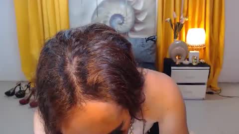 Snapshot of xxxxarabellaxxxx chatting on February 2025 08:18:02 AM ARA online show from February 2025 08:18:02 AM