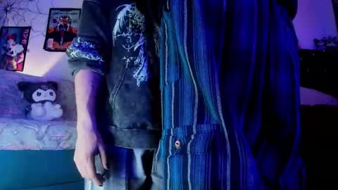 Snapshot of xzerox_ chatting on February 2026 07:28:01 PM xzerox_ online show from February 2026 07:28:01 PM