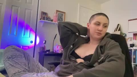 Jinx online show from October 2025 09:34:02 PM