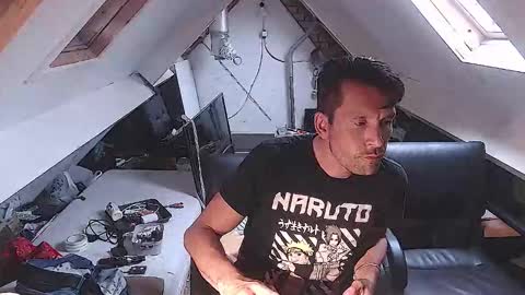 yallayalla1806 online show from September 2025 01:01:01 PM