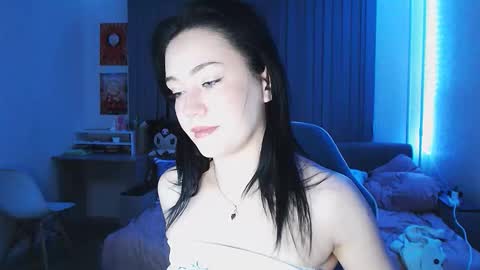 Yami online show from November 2025 11:15:02 PM