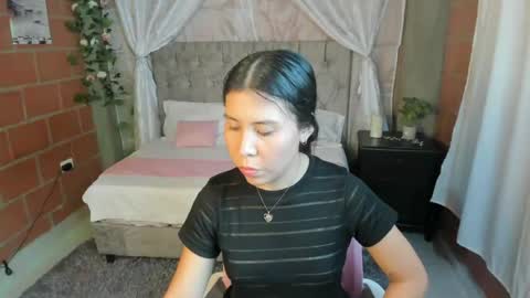 Snapshot of yamiletole chatting on June 2026 07:56:01 PM Yamiletole online show from June 2026 07:56:01 PM