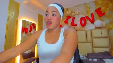 Snapshot of yamirawalker chatting on February 2026 07:31:01 PM Naomi online show from February 2026 07:31:01 PM