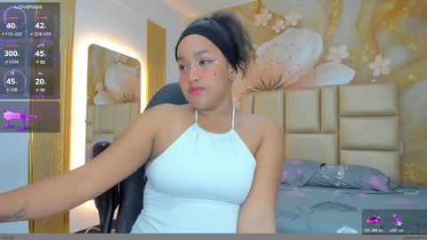 Snapshot of yamirawalker chatting on February 2026 08:43:01 PM Naomi online show from February 2026 08:43:01 PM