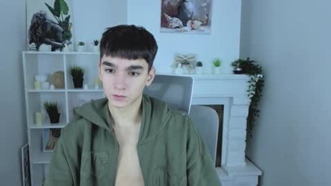 yamitwink online show from December 2025 08:29:01 PM