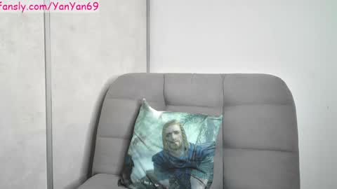 Sam      online show from November 2025 03:12:01 PM