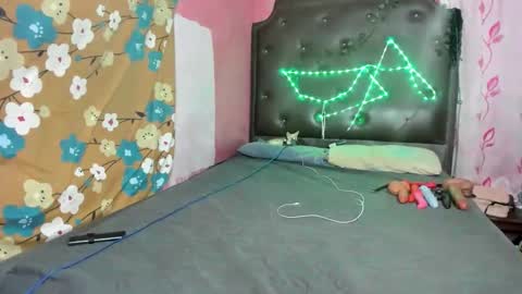 yani 69 online show from March 2026 06:35:01 AM